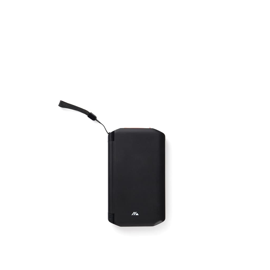 Nordic Drift Titan 10.000mAh solar powerbank with 3 panels